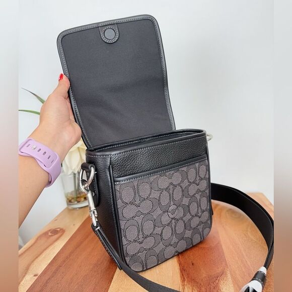 NWT Coach Lucas Crossbody Bag In Signature Jacquard - Picture 5 of 6